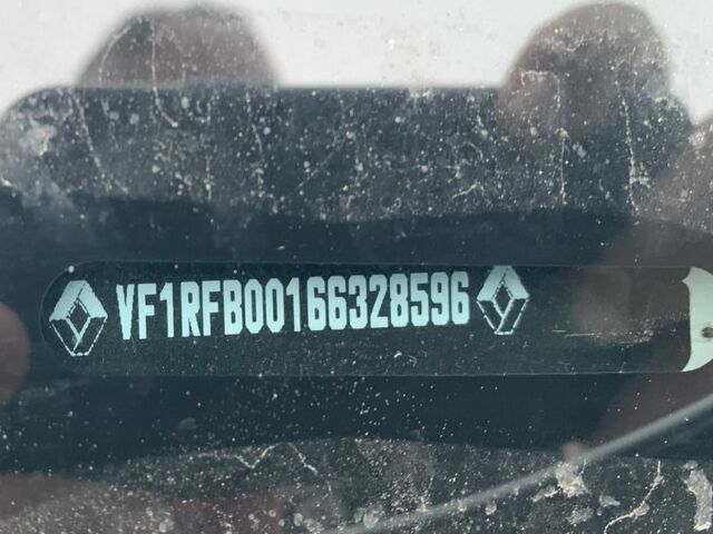 Белый Рено Меган, объемом двигателя 1.5 л и пробегом 100 тыс. км за 16500 $, фото 7 на Automoto.ua