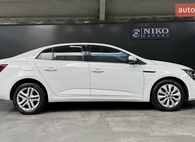 Белый Рено Меган, объемом двигателя 1.5 л и пробегом 102 тыс. км за 14800 $, фото 26 на Automoto.ua