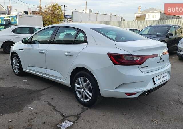 Белый Рено Меган, объемом двигателя 1.5 л и пробегом 128 тыс. км за 14990 $, фото 20 на Automoto.ua