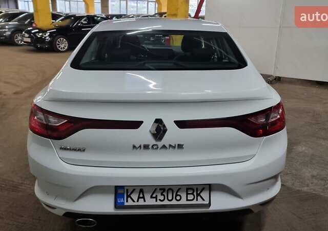 Белый Рено Меган, объемом двигателя 1.46 л и пробегом 190 тыс. км за 13700 $, фото 13 на Automoto.ua
