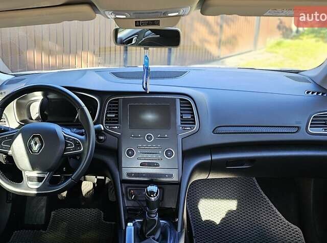 Білий Рено Меган, об'ємом двигуна 1.5 л та пробігом 160 тис. км за 15742 $, фото 2 на Automoto.ua