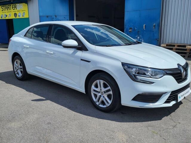 Белый Рено Меган, объемом двигателя 1.5 л и пробегом 98 тыс. км за 15990 $, фото 11 на Automoto.ua