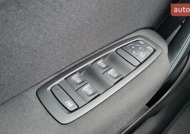 Белый Рено Меган, объемом двигателя 1.5 л и пробегом 128 тыс. км за 14990 $, фото 6 на Automoto.ua