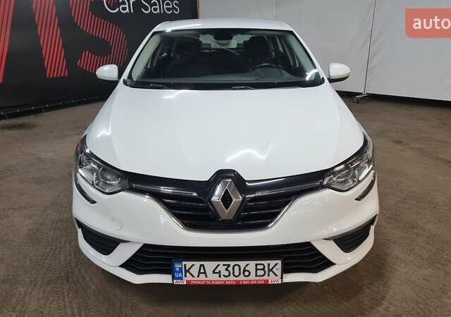 Белый Рено Меган, объемом двигателя 1.46 л и пробегом 190 тыс. км за 13700 $, фото 1 на Automoto.ua