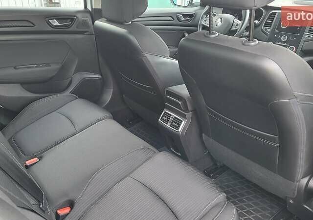 Белый Рено Меган, объемом двигателя 1.5 л и пробегом 128 тыс. км за 14990 $, фото 26 на Automoto.ua