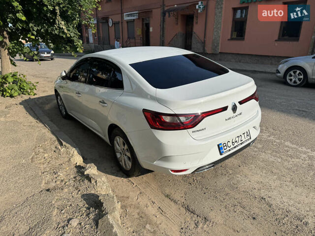 Білий Рено Меган, об'ємом двигуна 1.46 л та пробігом 57 тис. км за 20000 $, фото 2 на Automoto.ua