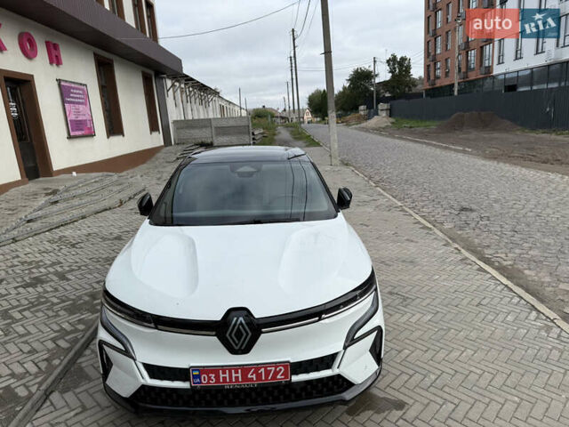 Белый Рено Меган, объемом двигателя 0 л и пробегом 58 тыс. км за 25200 $, фото 7 на Automoto.ua