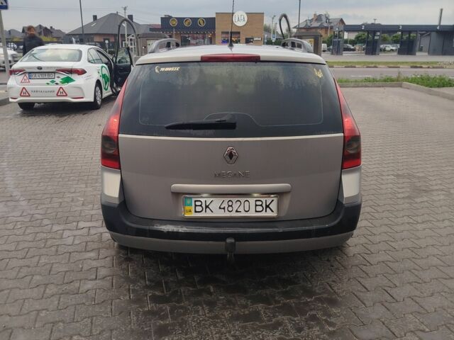 Рено Меган 2002 у Луцьку на Automoto.ua Білий Рено Меган, об'ємом двигуна 1.5 л та пробігом 320 тис. км за 5300 $, фото 3 на Automoto.ua