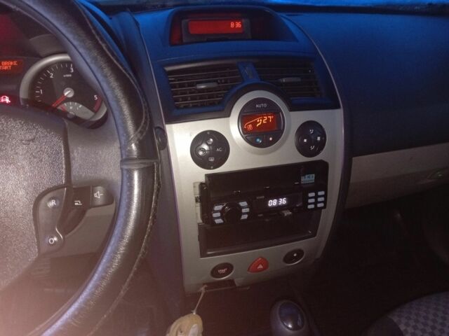 Білий Рено Меган, об'ємом двигуна 0 л та пробігом 267 тис. км за 3400 $, фото 7 на Automoto.ua