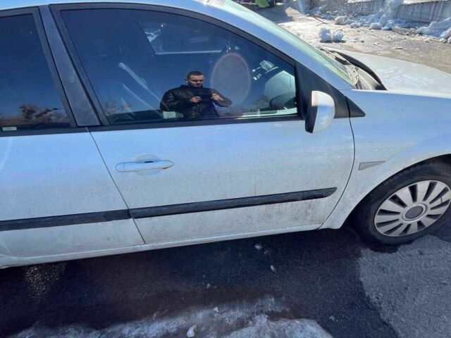 Білий Рено Меган, об'ємом двигуна 1.5 л та пробігом 307 тис. км за 3990 $, фото 10 на Automoto.ua