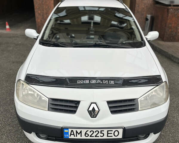Белый Рено Меган, объемом двигателя 1.6 л и пробегом 236 тыс. км за 4850 $, фото 6 на Automoto.ua