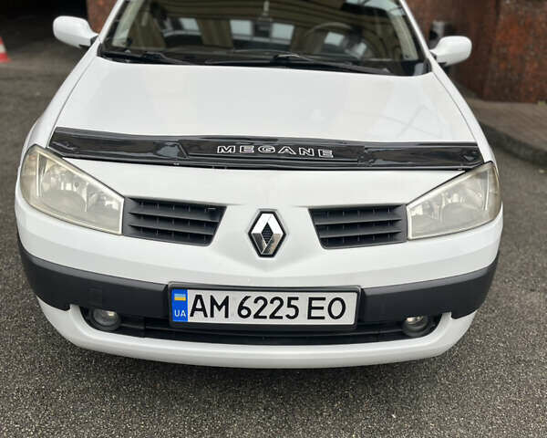 Белый Рено Меган, объемом двигателя 1.6 л и пробегом 236 тыс. км за 4850 $, фото 7 на Automoto.ua