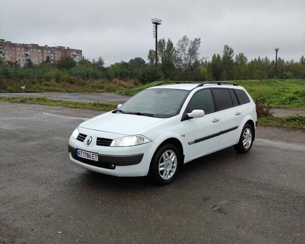 Белый Рено Меган, объемом двигателя 1.9 л и пробегом 330 тыс. км за 3999 $, фото 3 на Automoto.ua