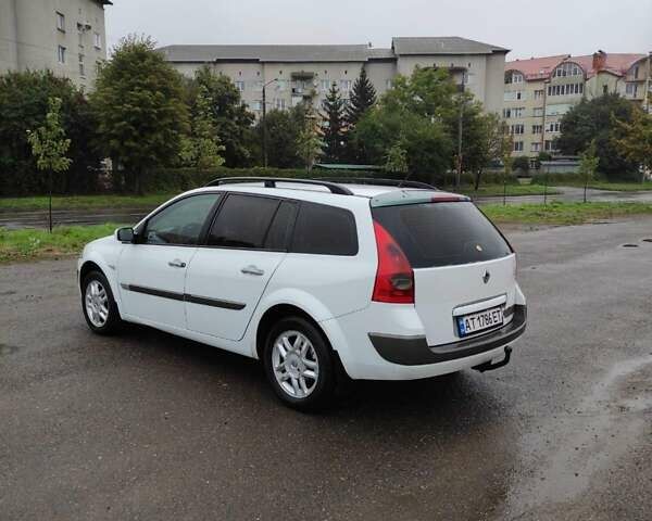 Белый Рено Меган, объемом двигателя 1.9 л и пробегом 330 тыс. км за 3999 $, фото 1 на Automoto.ua