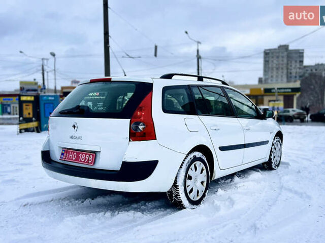 Білий Рено Меган, об'ємом двигуна 1.6 л та пробігом 167 тис. км за 5400 $, фото 3 на Automoto.ua