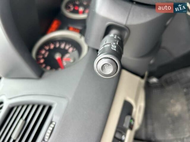 Білий Рено Меган, об'ємом двигуна 1.6 л та пробігом 266 тис. км за 5400 $, фото 25 на Automoto.ua