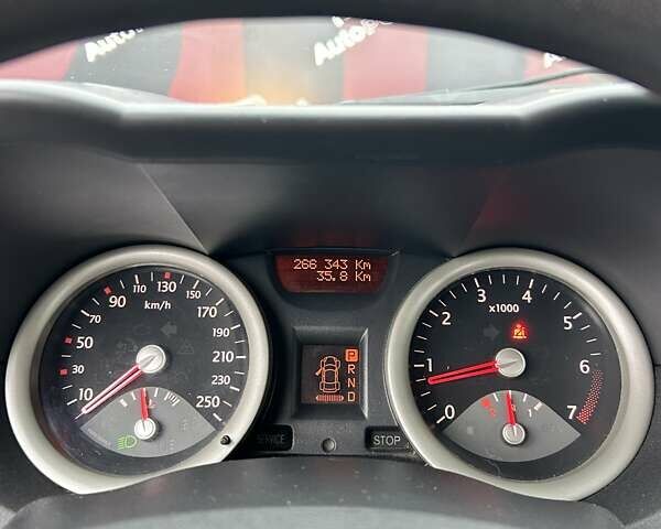 Білий Рено Меган, об'ємом двигуна 1.6 л та пробігом 266 тис. км за 5400 $, фото 27 на Automoto.ua