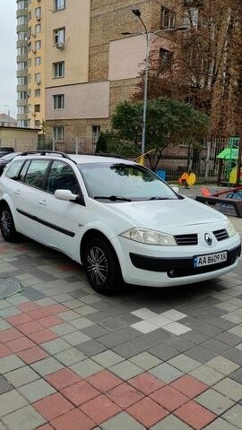 Білий Рено Меган, об'ємом двигуна 1.6 л та пробігом 197 тис. км за 5200 $, фото 8 на Automoto.ua