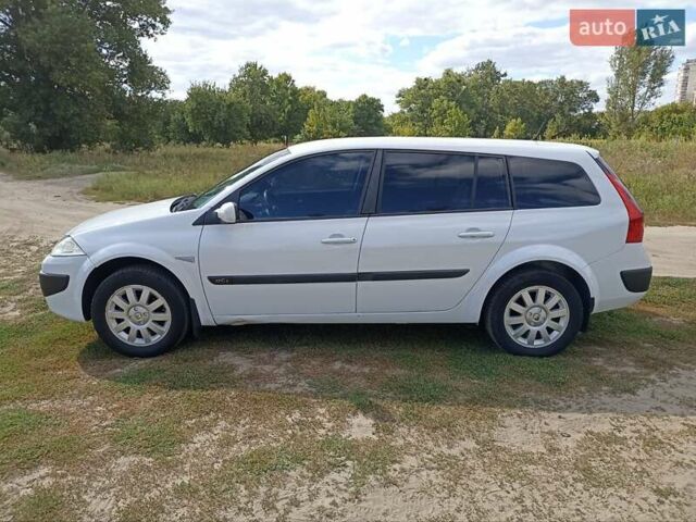 Белый Рено Меган, объемом двигателя 1.46 л и пробегом 230 тыс. км за 5700 $, фото 3 на Automoto.ua