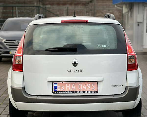 Белый Рено Меган, объемом двигателя 1.6 л и пробегом 209 тыс. км за 5700 $, фото 4 на Automoto.ua