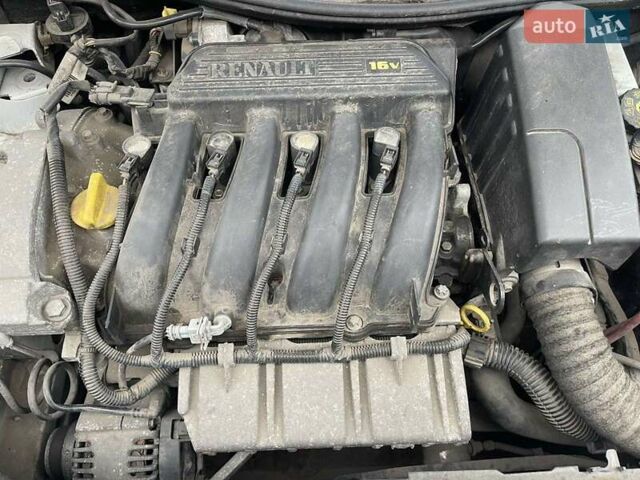 Білий Рено Меган, об'ємом двигуна 1.39 л та пробігом 189 тис. км за 4500 $, фото 8 на Automoto.ua