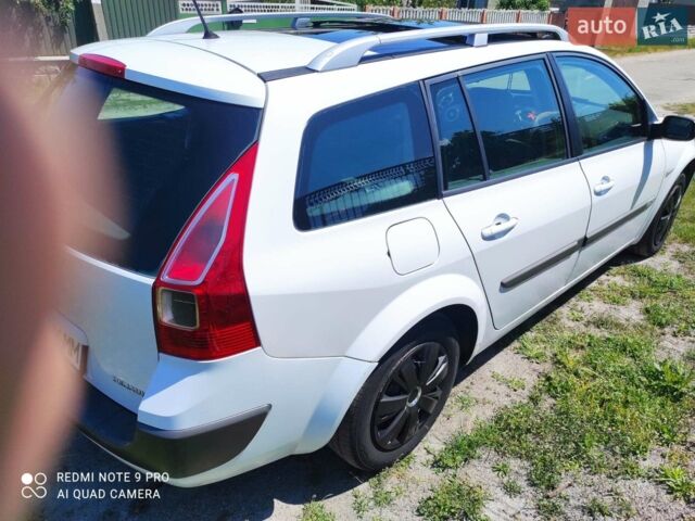 Белый Рено Меган, объемом двигателя 1.9 л и пробегом 330 тыс. км за 5600 $, фото 5 на Automoto.ua