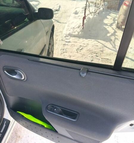 Білий Рено Меган, об'ємом двигуна 1.6 л та пробігом 246 тис. км за 4500 $, фото 9 на Automoto.ua