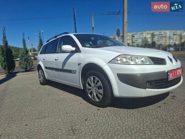 Білий Рено Меган, об'ємом двигуна 1.6 л та пробігом 211 тис. км за 5500 $, фото 5 на Automoto.ua