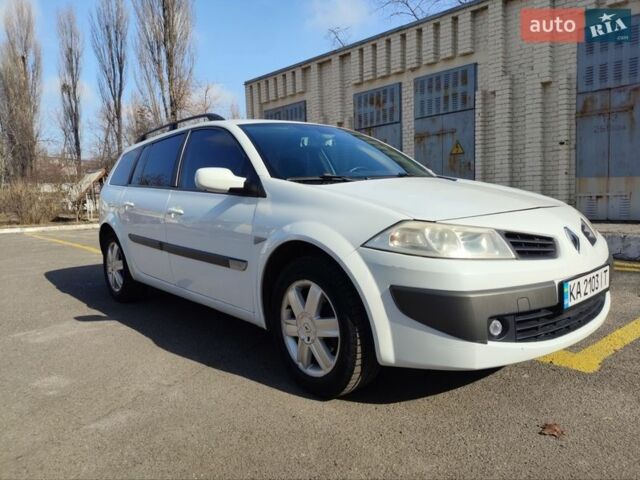 Белый Рено Меган, объемом двигателя 1.6 л и пробегом 257 тыс. км за 5400 $, фото 2 на Automoto.ua