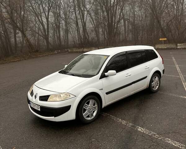 Білий Рено Меган, об'ємом двигуна 1.39 л та пробігом 189 тис. км за 4500 $, фото 4 на Automoto.ua