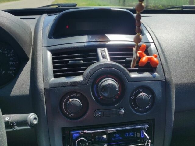 Білий Рено Меган, об'ємом двигуна 1.9 л та пробігом 360 тис. км за 5500 $, фото 6 на Automoto.ua