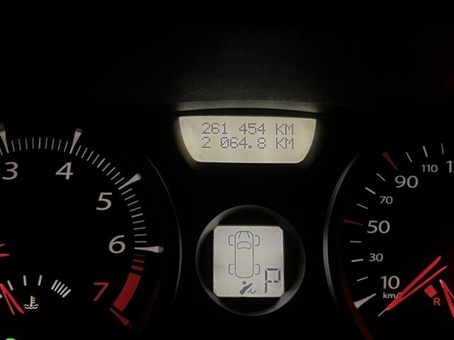 Білий Рено Меган, об'ємом двигуна 1.6 л та пробігом 261 тис. км за 5000 $, фото 7 на Automoto.ua