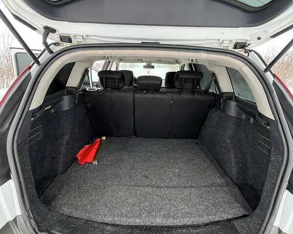 Білий Рено Меган, об'ємом двигуна 1.6 л та пробігом 260 тис. км за 5000 $, фото 7 на Automoto.ua