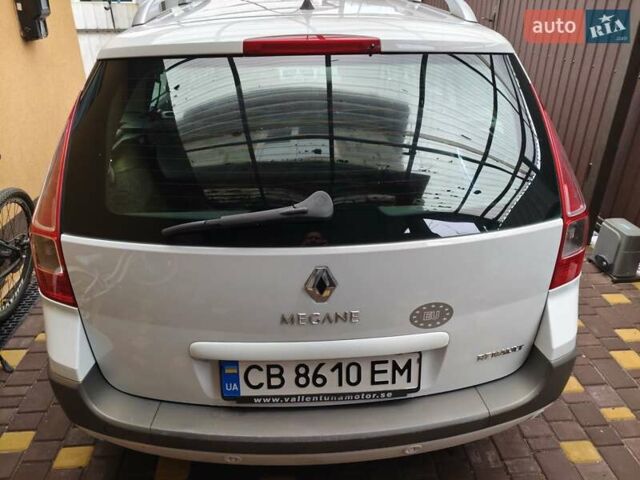 Белый Рено Меган, объемом двигателя 2 л и пробегом 239 тыс. км за 5500 $, фото 2 на Automoto.ua