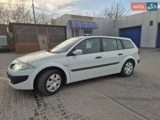 Белый Рено Меган, объемом двигателя 1.46 л и пробегом 230 тыс. км за 4500 $, фото 20 на Automoto.ua