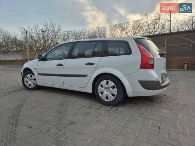 Белый Рено Меган, объемом двигателя 1.46 л и пробегом 230 тыс. км за 4500 $, фото 18 на Automoto.ua