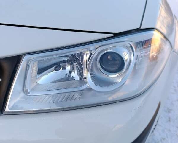 Білий Рено Меган, об'ємом двигуна 1.6 л та пробігом 235 тис. км за 6200 $, фото 9 на Automoto.ua