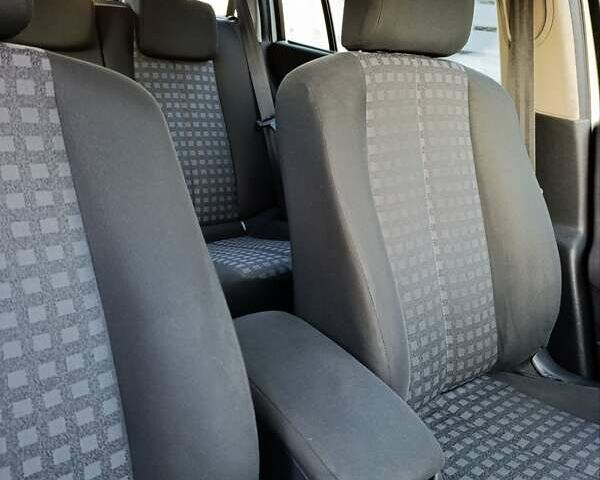 Білий Рено Меган, об'ємом двигуна 1.6 л та пробігом 235 тис. км за 6200 $, фото 66 на Automoto.ua