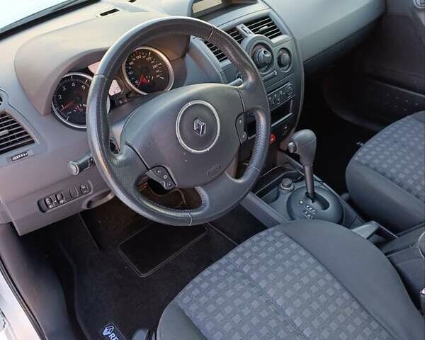 Білий Рено Меган, об'ємом двигуна 1.6 л та пробігом 235 тис. км за 6200 $, фото 33 на Automoto.ua