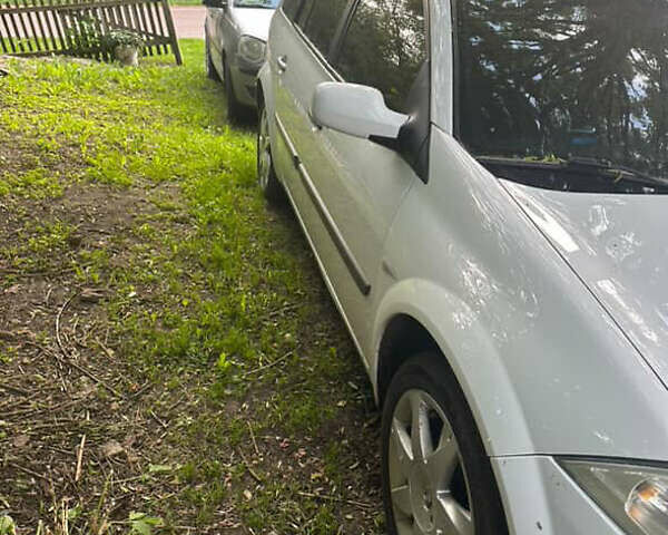 Білий Рено Меган, об'ємом двигуна 1.9 л та пробігом 340 тис. км за 4500 $, фото 1 на Automoto.ua