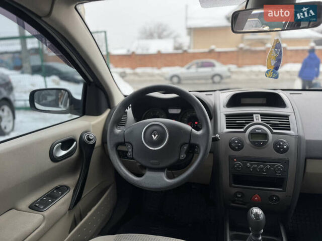 Білий Рено Меган, об'ємом двигуна 1.5 л та пробігом 391 тис. км за 4650 $, фото 10 на Automoto.ua