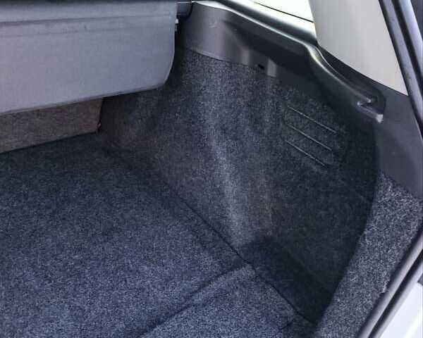 Білий Рено Меган, об'ємом двигуна 1.6 л та пробігом 235 тис. км за 6200 $, фото 58 на Automoto.ua