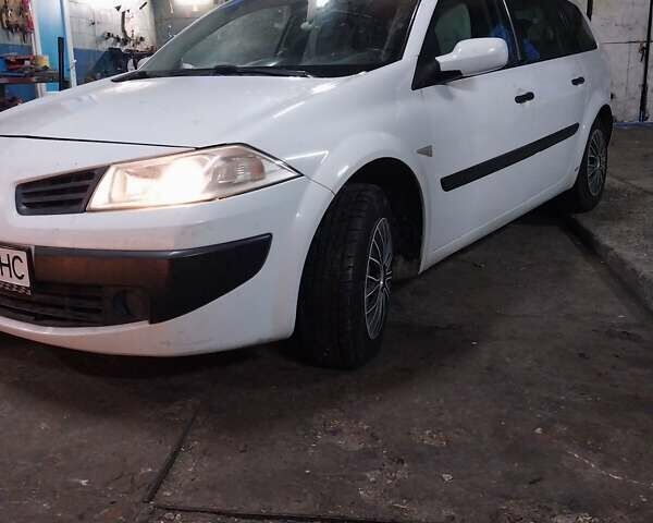 Білий Рено Меган, об'ємом двигуна 1.6 л та пробігом 215 тис. км за 4200 $, фото 3 на Automoto.ua