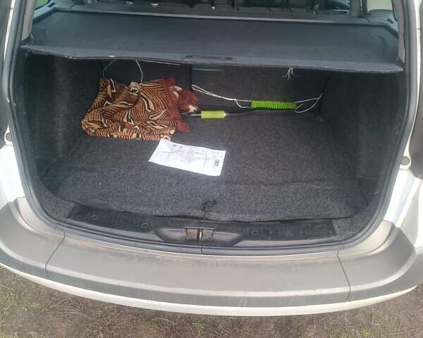 Белый Рено Меган, объемом двигателя 1.5 л и пробегом 273 тыс. км за 4400 $, фото 8 на Automoto.ua