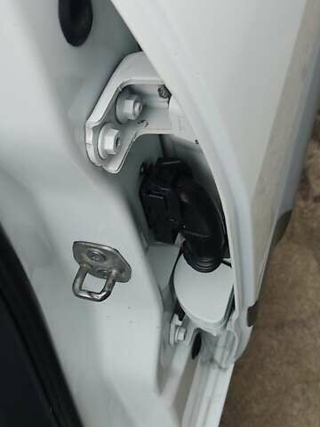 Белый Рено Меган, объемом двигателя 1.9 л и пробегом 327 тыс. км за 6500 $, фото 28 на Automoto.ua