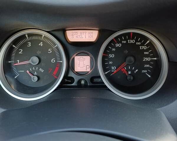 Білий Рено Меган, об'ємом двигуна 1.6 л та пробігом 235 тис. км за 6200 $, фото 42 на Automoto.ua