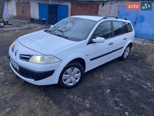 Білий Рено Меган, об'ємом двигуна 1.46 л та пробігом 235 тис. км за 4955 $, фото 5 на Automoto.ua