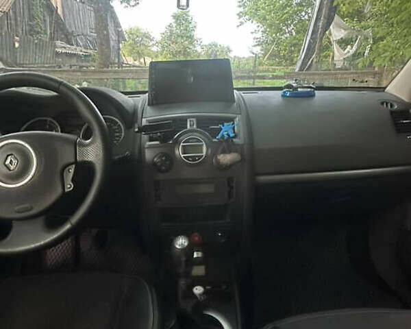 Білий Рено Меган, об'ємом двигуна 1.9 л та пробігом 340 тис. км за 4500 $, фото 6 на Automoto.ua