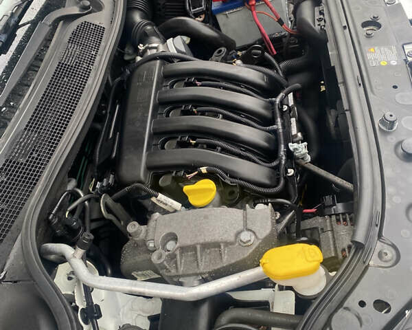 Белый Рено Меган, объемом двигателя 1.6 л и пробегом 214 тыс. км за 6200 $, фото 15 на Automoto.ua