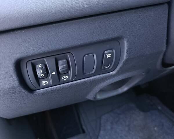 Білий Рено Меган, об'ємом двигуна 1.6 л та пробігом 235 тис. км за 6200 $, фото 62 на Automoto.ua